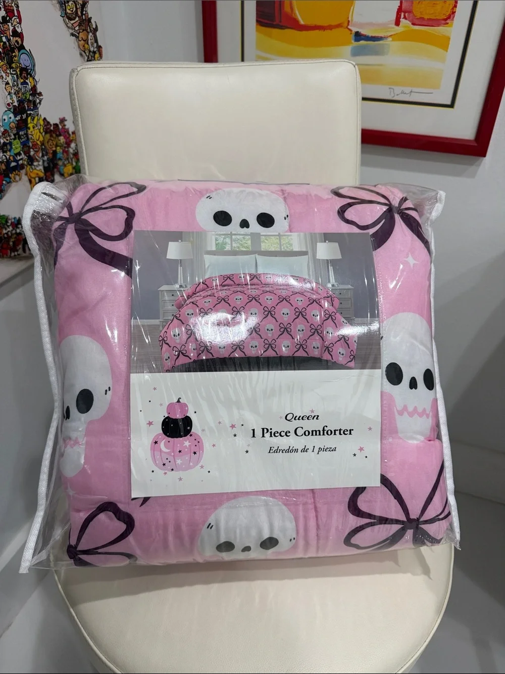 Halloween Pink/White/Black Skulls & Ribbon Bows QUEEN 1 Piece Comforter